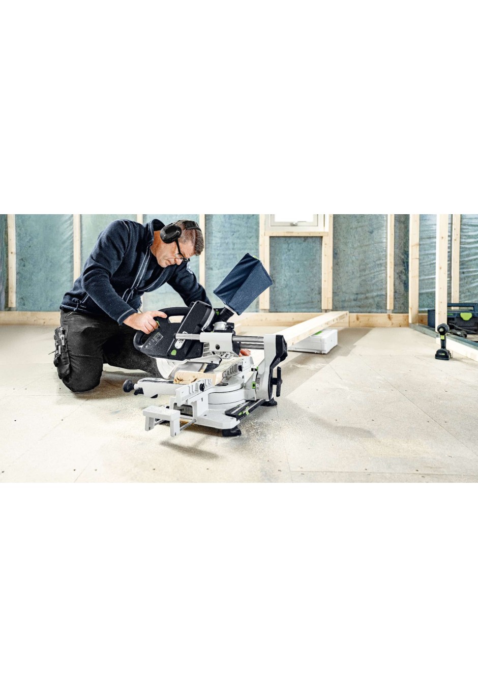 Аккумуляторная торцовочная пила с механизмом протяжки Festool KAPEX KSC 60 EB 5,0 I-Plus