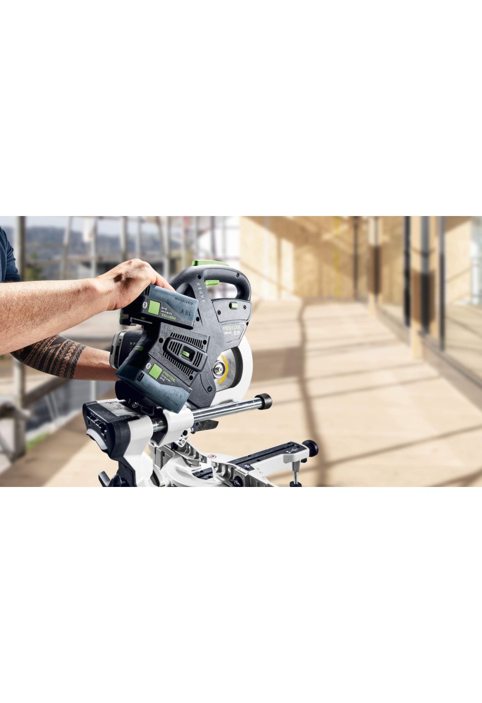 Аккумуляторная торцовочная пила с механизмом протяжки Festool KAPEX KSC 60 EB 5,0 I-Plus