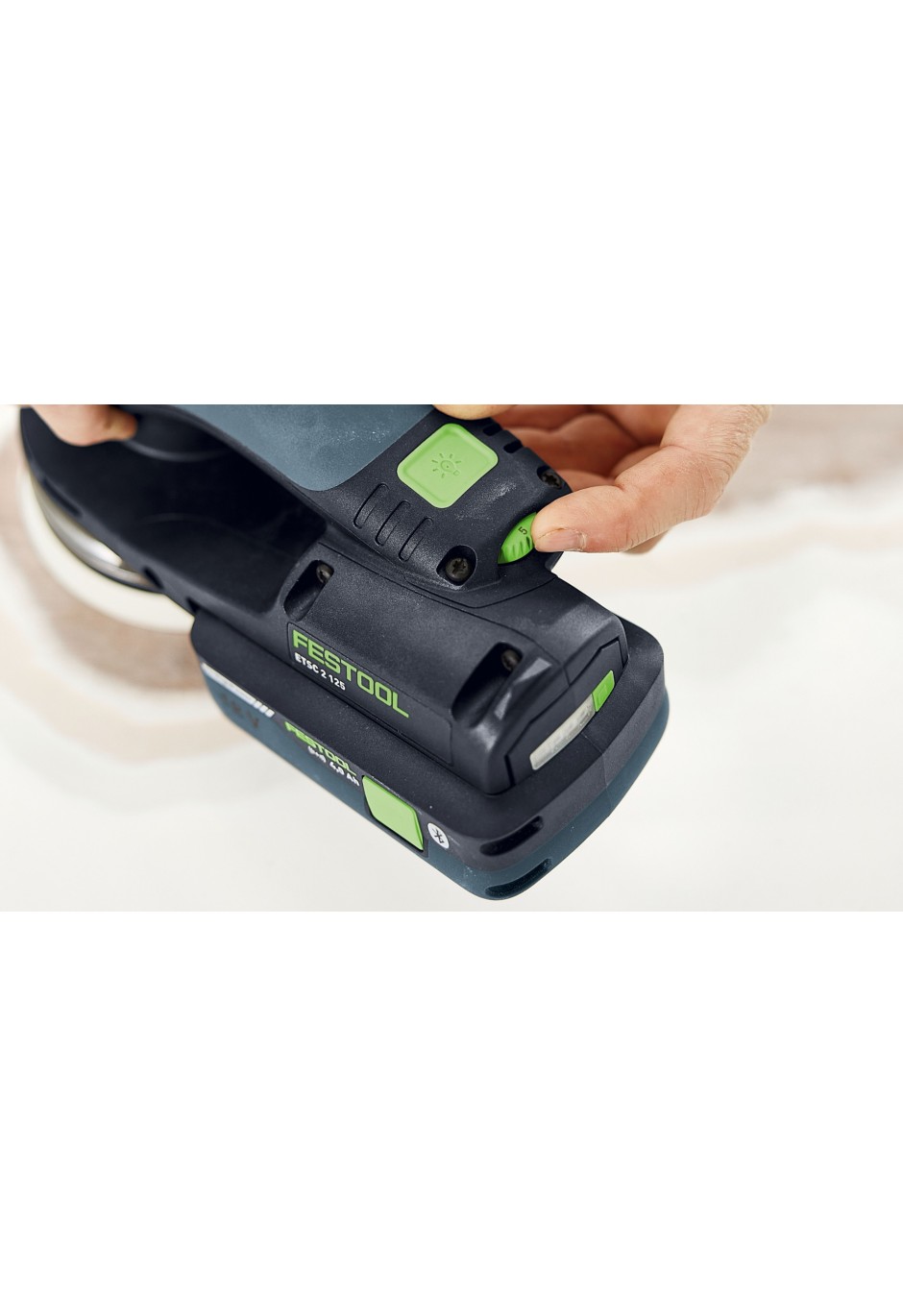 Аккумуляторная эксцентриковая шлифовальная машинка Festool ETSC 2 125 4,0 I-Plus