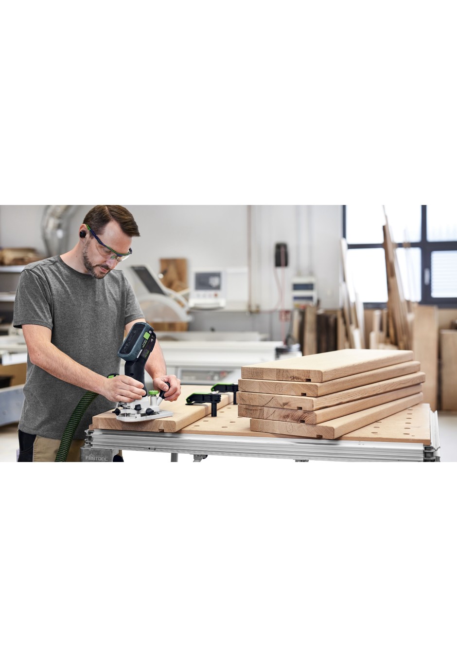 Аккумуляторный модульный кромочный фрезер Festool MFKC 700 EB-Basic