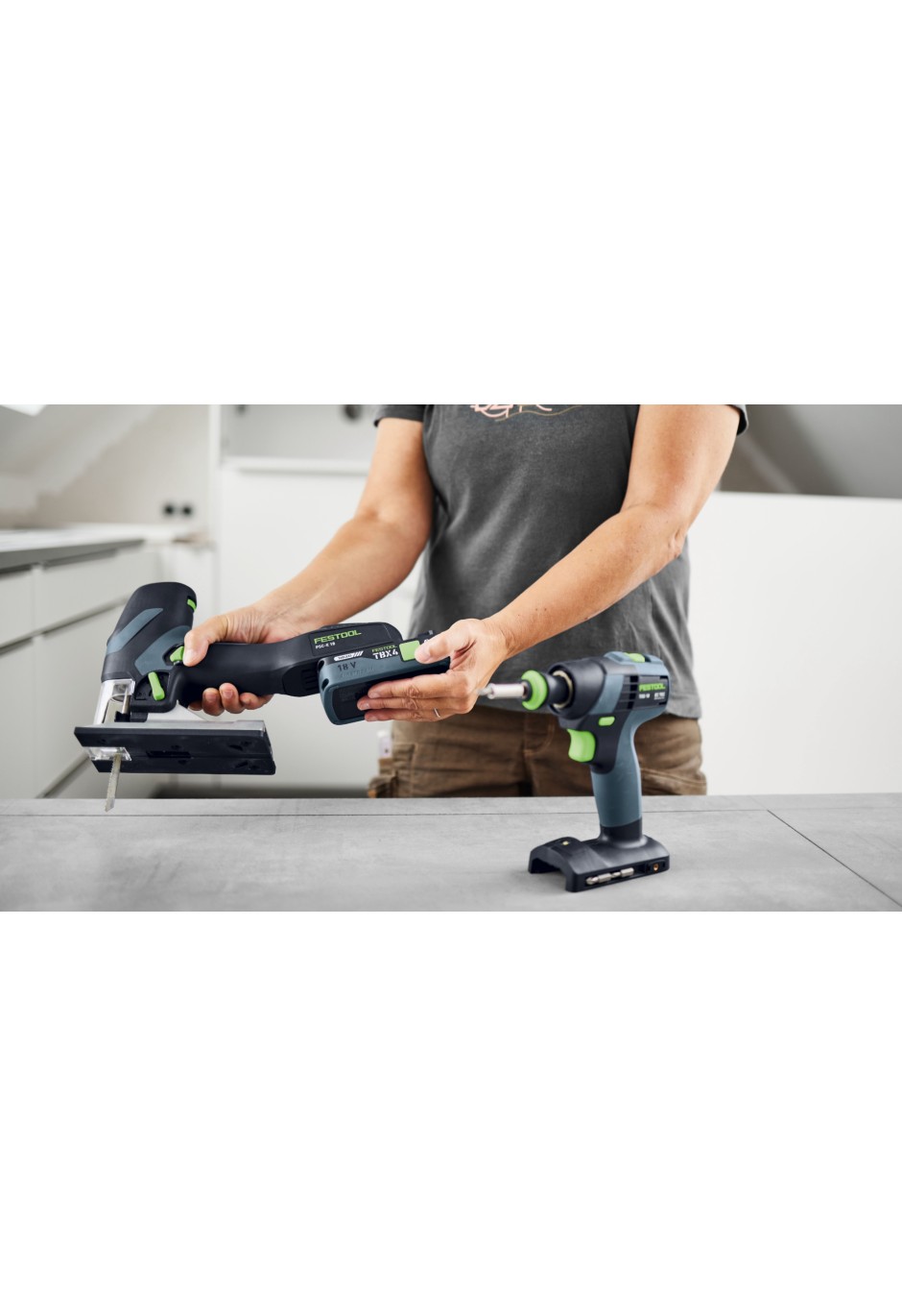 Аккумуляторный маятниковый лобзик Festool PSC-E 18 EB-Basic