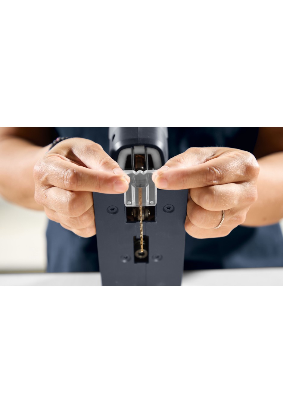 Аккумуляторный маятниковый лобзик Festool PSC-E 18 EB-Basic
