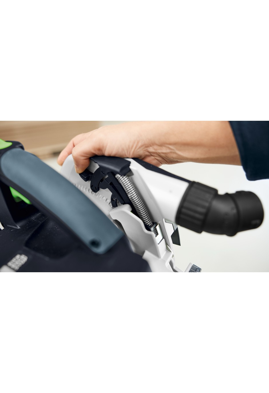 Аккумуляторная дисковая пила Festool HKC 55 KEB-Basic