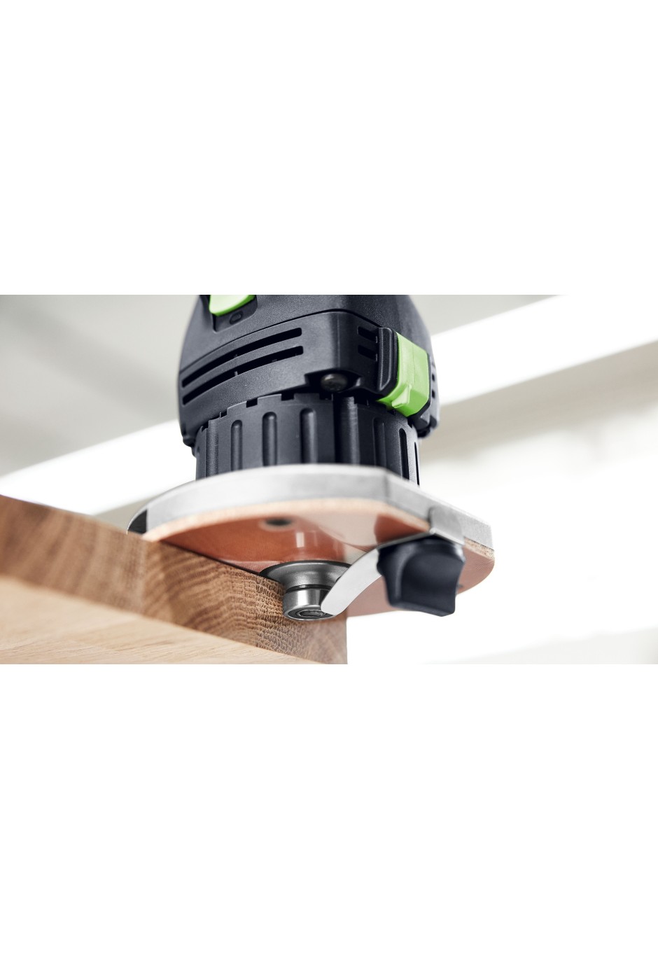 Аккумуляторный кромочный фрезер Festool OFKC 500 R3 EB-Basic