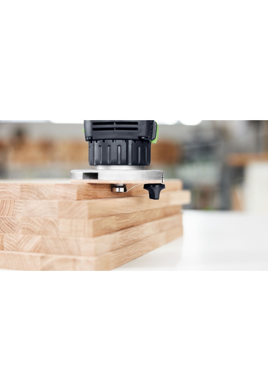 Аккумуляторный кромочный фрезер Festool OFKC 500 R3 EB-Basic