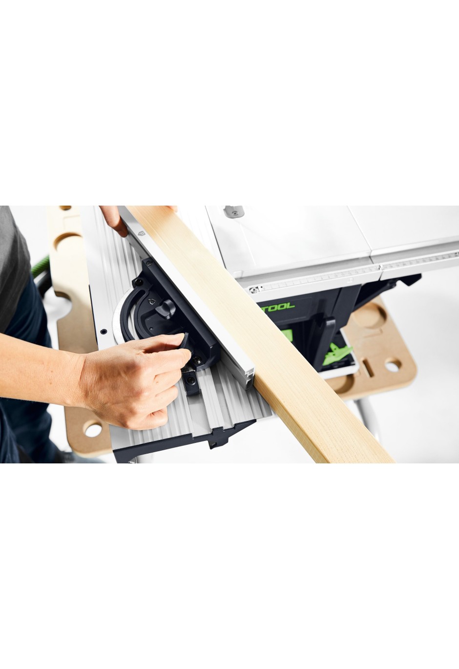 Аккумуляторная монтажная дисковая пила Festool CSC SYS 50 EBI-Set