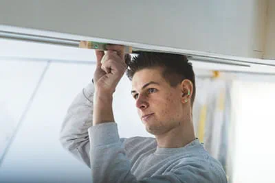 Точная установка направляющей Festool с помощью позиционирования